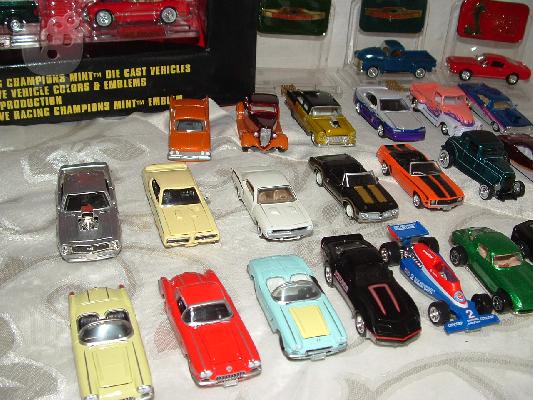 ΤΕΡΑΣΤΙΑ ΣΥΛΛΟΓΗ, Johnny Lightning, Racing Champions, Greenlight